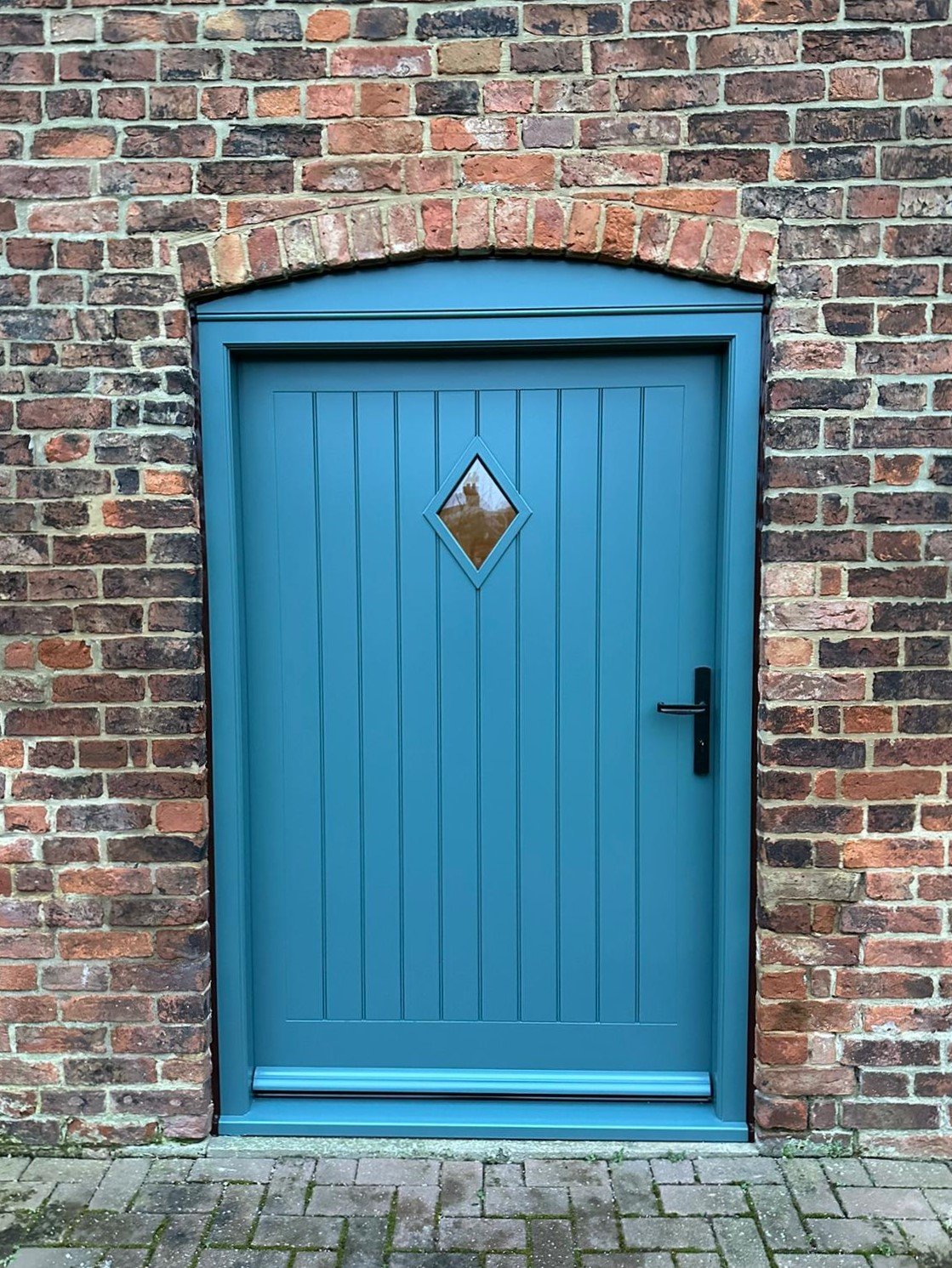 1289 - Modern Front Barn Boarded Door, Glass Panel, DuraTique Handle 3