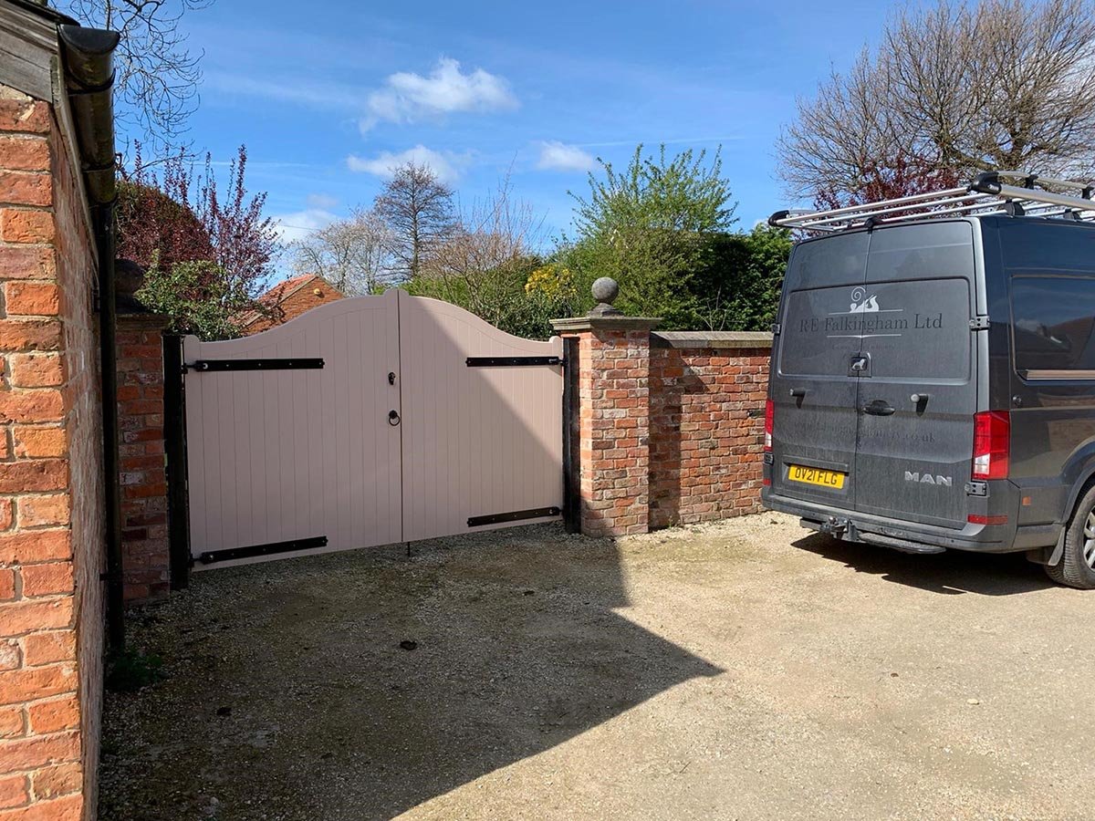 Exterior Doubel gates
