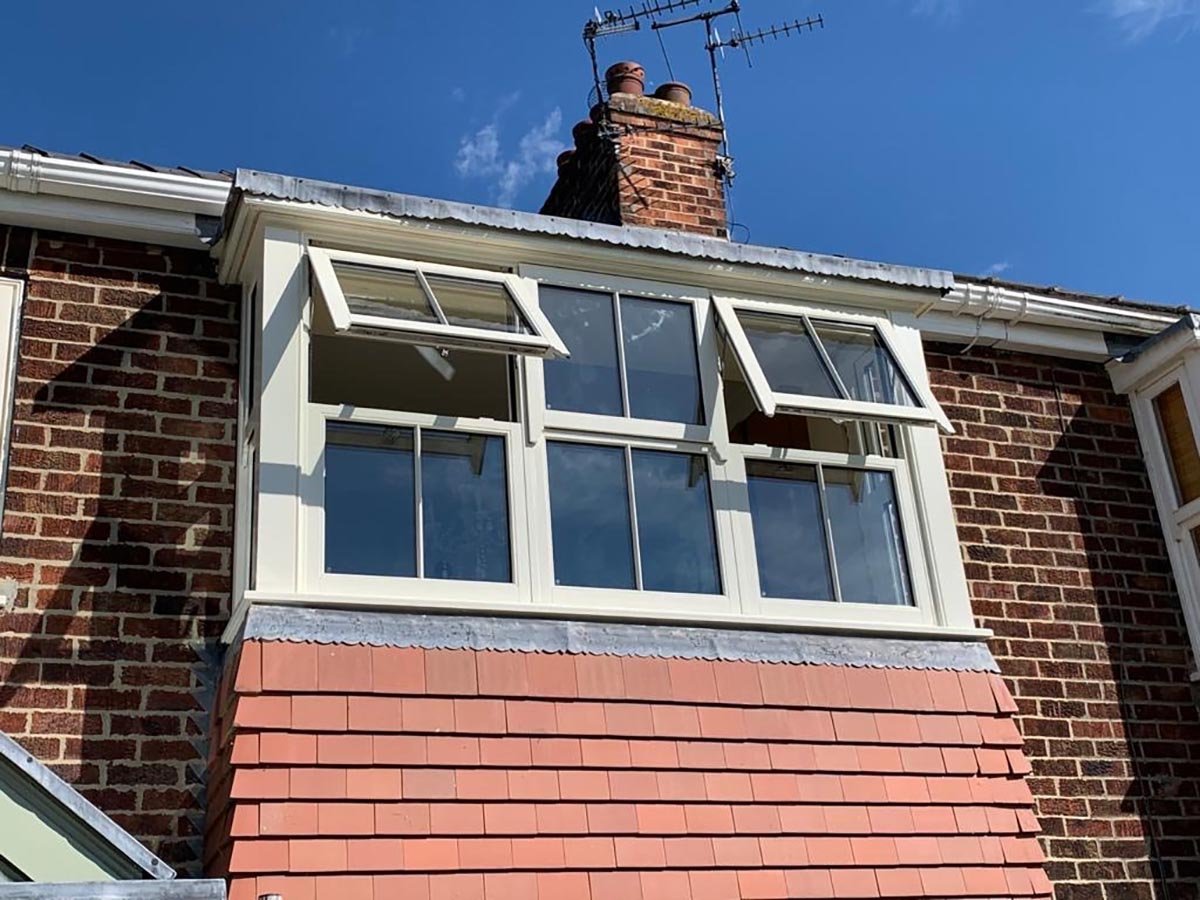 Mock box Window