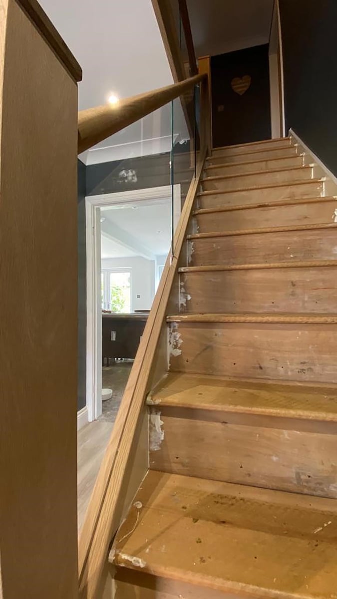 Staircase with glass - part 2