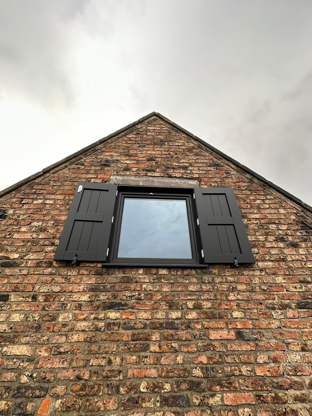 Tilt and Turn with Shutters (5)