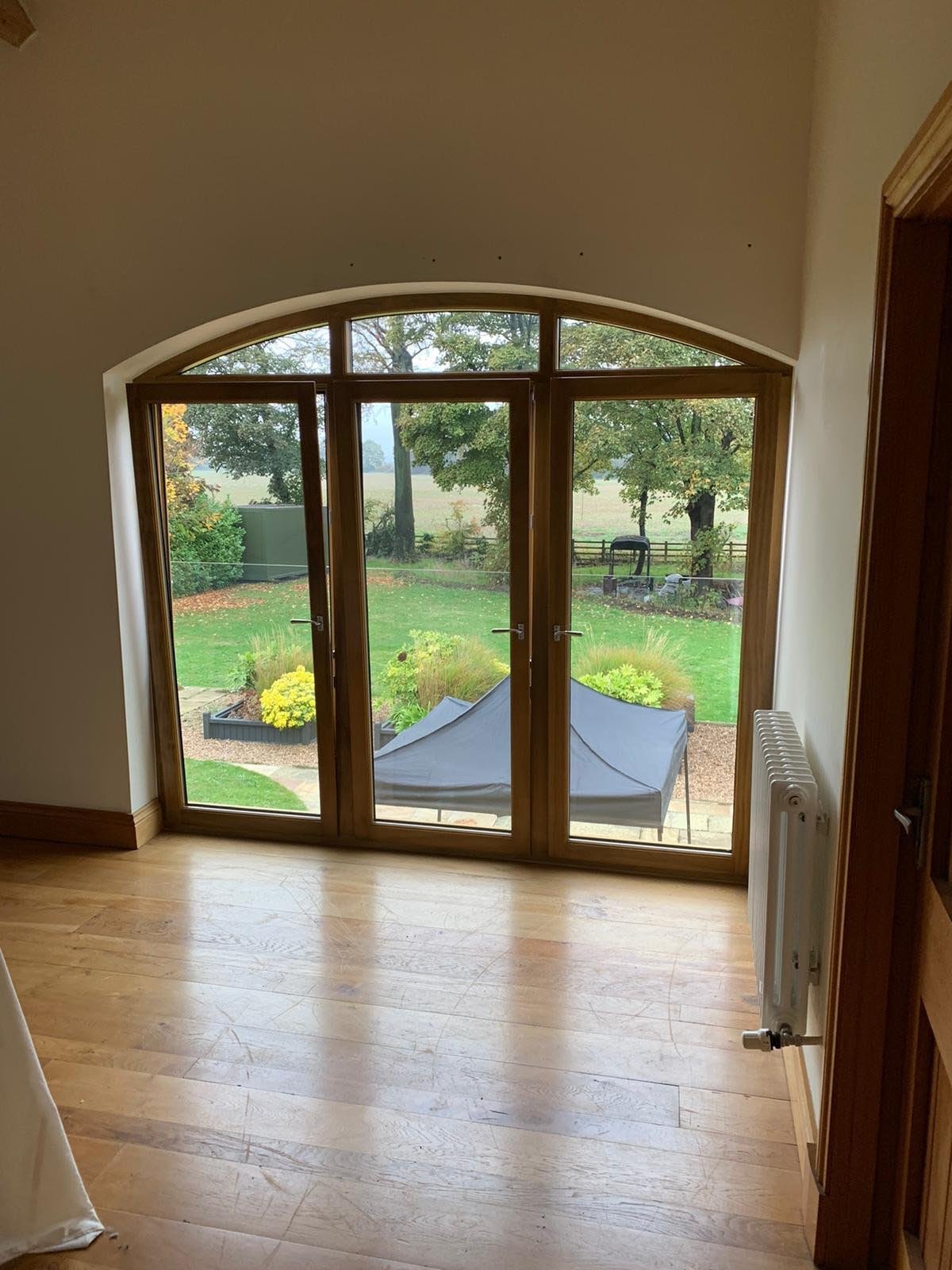 Tilted Windows - tilit and turn