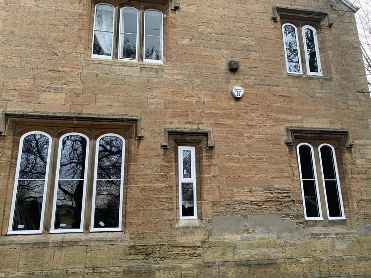 Traditional curved window