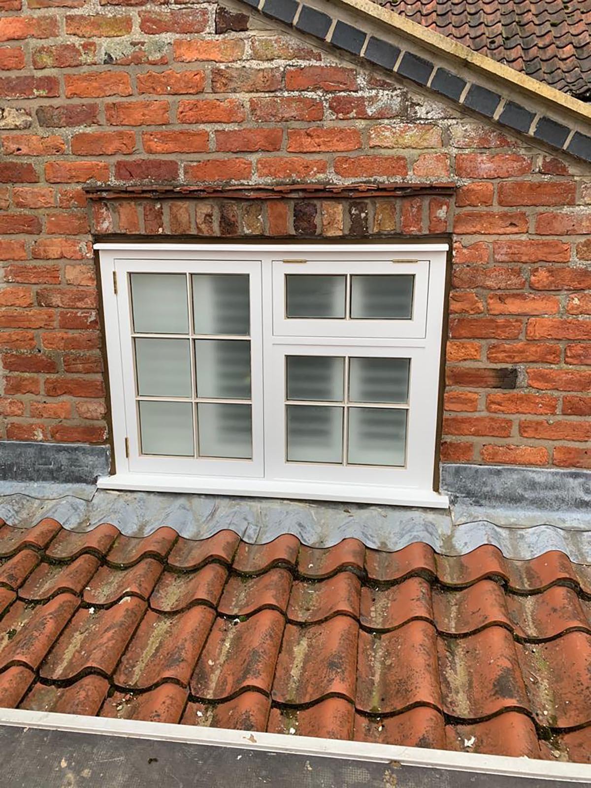 Traditonal casement putty pointed