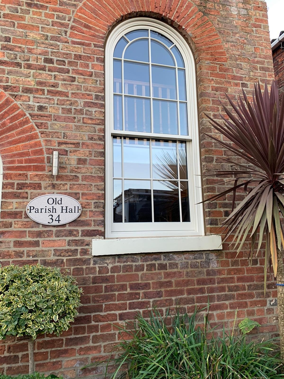Curved headed Box windows - 3